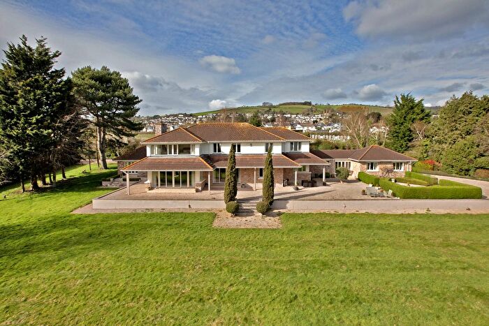 5 Bedroom Detached House For Sale In Newton Road, Bishopsteignton, TQ14
