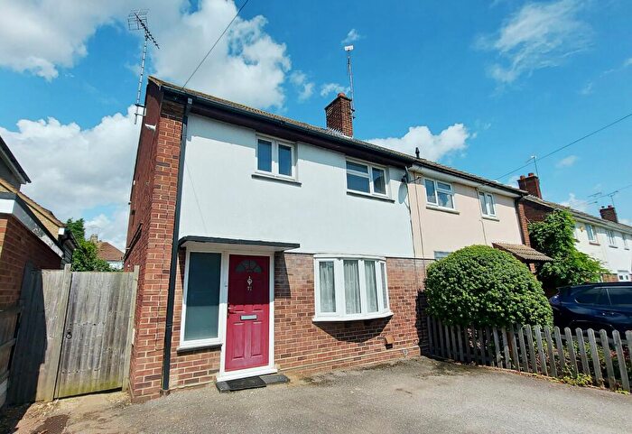 3 Bedroom Semi-Detached House To Rent In Second Avenue, CM1