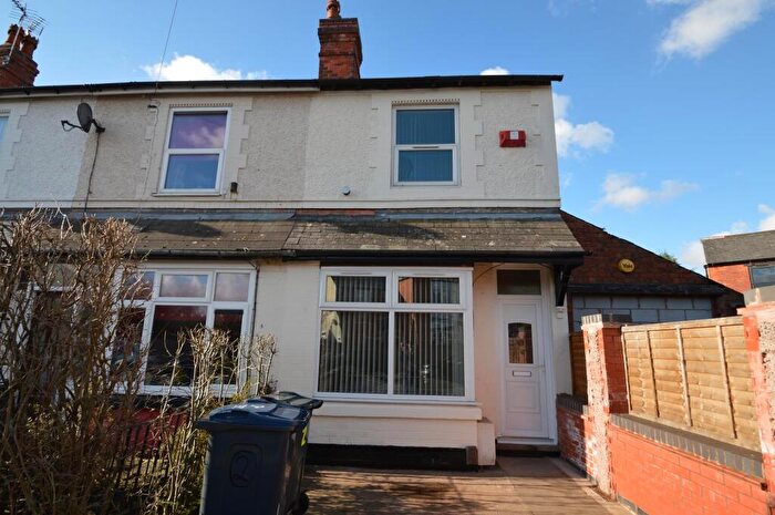 4 Bedroom House To Rent In Ripple Road, Birmingham, West Midlands, B30