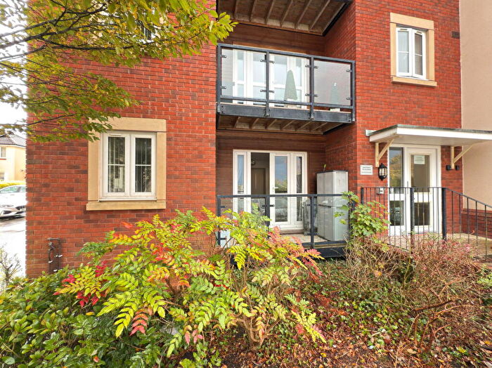 1 Bedroom Flat For Sale In Heol Cae Tynewydd, Loughor, Swansea, SA4