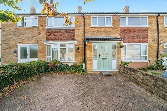 3 Bedroom Terraced House For Sale In Essex Close, Bletchley, Milton Keynes, Buckinghamshire, MK3