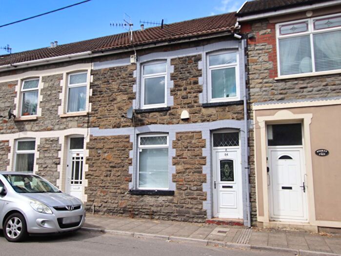 3 Bedroom Terraced House For Sale In Mill Street, Tonyrefail, CF39