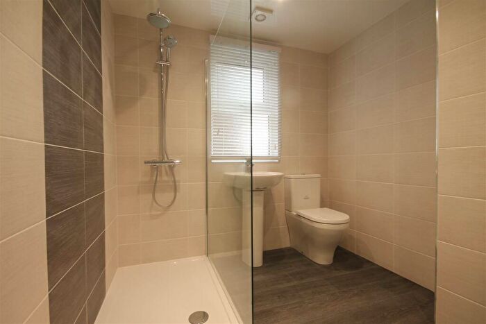7 Bedroom Terraced House To Rent In Heaton Hall Road, Newcastle Upon Tyne, NE6