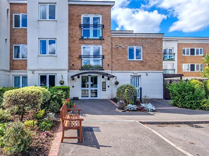 1 Bedroom Apartment For Sale In Wortley Road, Highcliffe, Christchurch, Dorset, BH23
