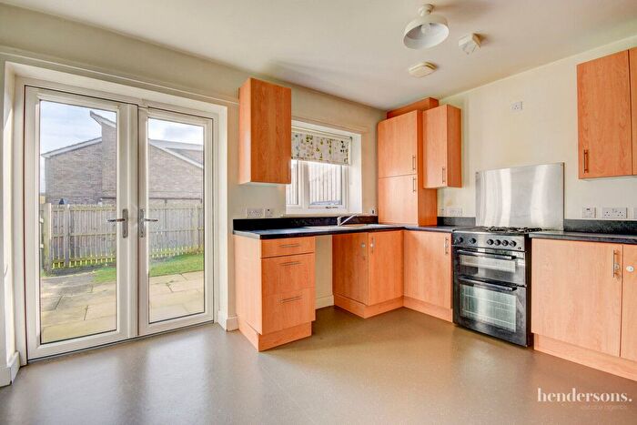 2 Bedroom Terraced House For Sale In St. Peters Road, Whitby, YO22