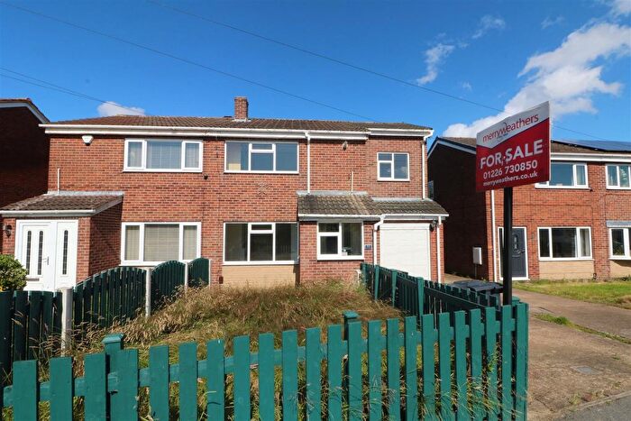3 Bedroom Semi-Detached House To Rent In Newhill Road, Barnsley, S71