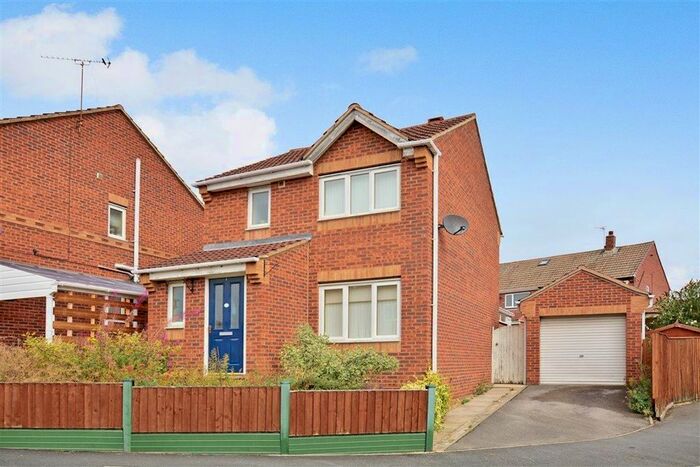3 Bedroom Detached House To Rent In Bronte Rise, Castleford, WF10