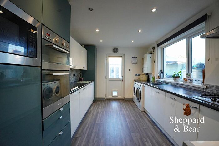 4 Bedroom Terraced House For Sale In Ordell Street, Cardiff, CF24