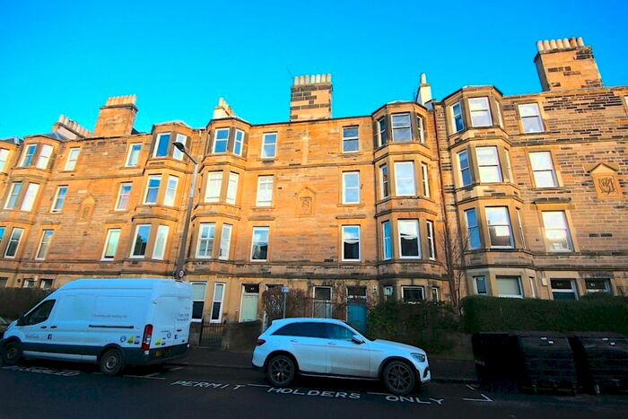 3 Bedroom Flat To Rent In Ashley Terrace, Polwarth, Edinburgh, EH11