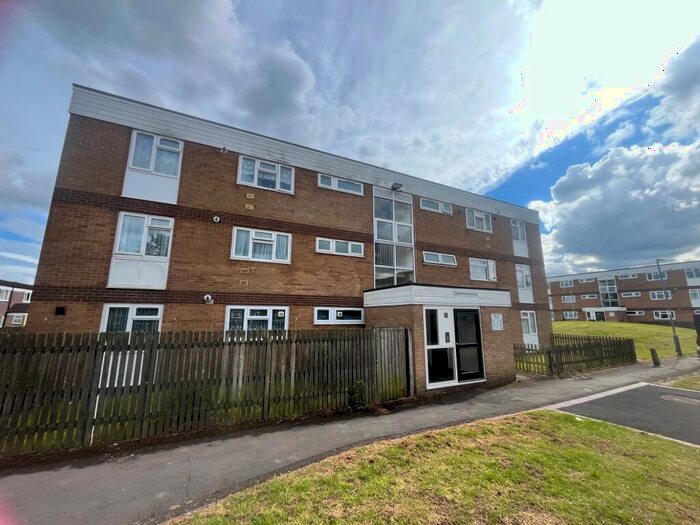 2 Bedroom Apartment To Rent In Maytree Close, Birmingham, B37