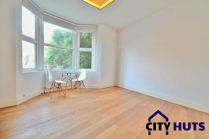 1 Bedroom Flat To Rent In Melville Road, London, E17
