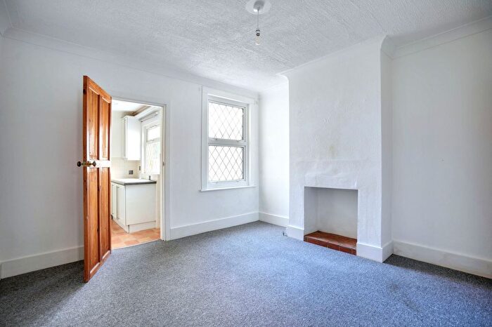 2 Bedroom End Of Terrace House To Rent In Pope Street, Maidstone, ME16