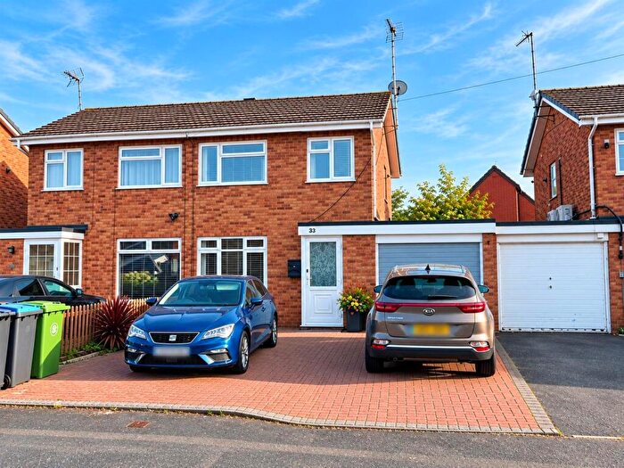 3 Bedroom Semi-Detached House For Sale In Wessons Road, Bidford-On-Avon, Alcester, B50