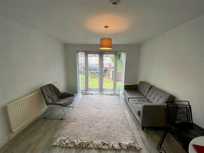 2 Bedroom Apartment To Rent In Ivy Mews, West Didsbury, Manchester, M20