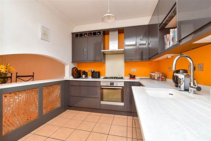 3 Bedroom Semi-Detached House For Sale In Clarence Road, Sutton, Surrey, SM1