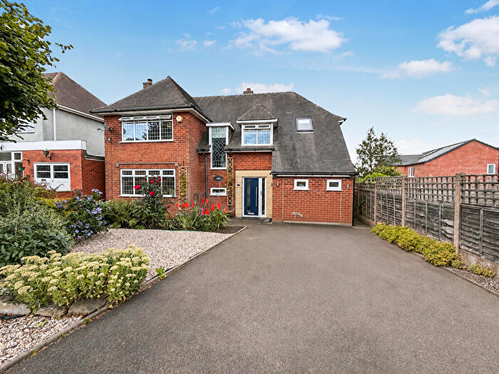 4 Bedroom Detached House For Sale In Summit Place, Dudley, West Midlands, DY3