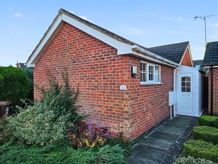 2 Bedroom Bungalow To Rent In East Green, Barwell, Leicester, LE9