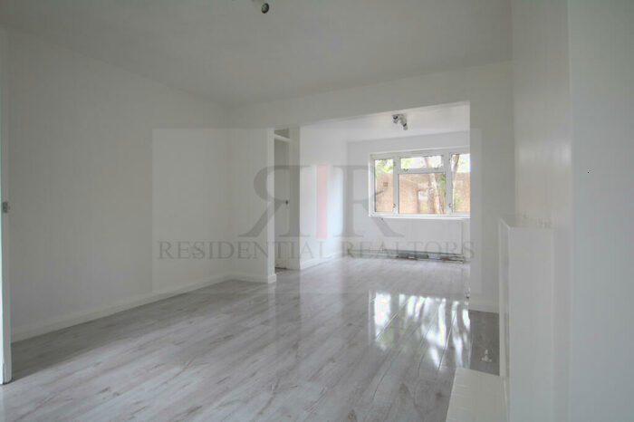 3 Bedroom Terraced House To Rent In Regina Road, London, SE25