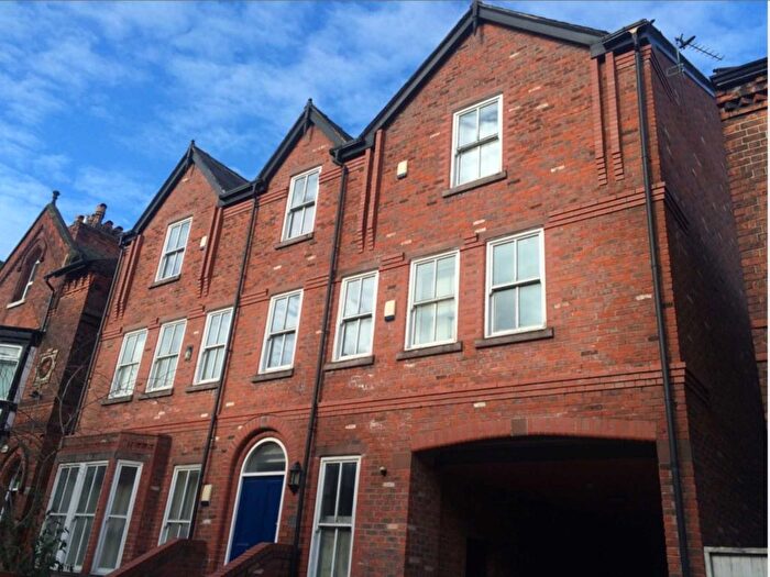 4 Bedroom Flat To Rent In Museum Street, Warrington, WA1