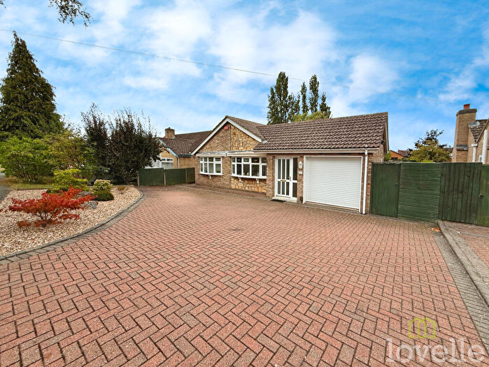 4 Bedroom Bungalow For Sale In Pendine Crescent, North Hykeham, LN6