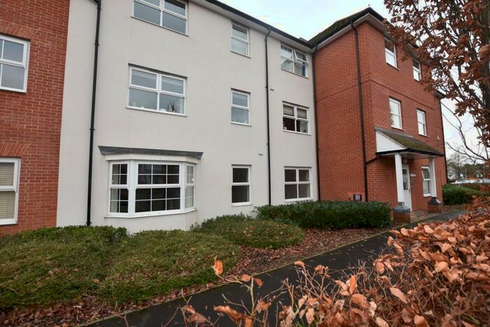 2 Bedroom Ground Flat To Rent In Colebrook House, Ashville Way, Wokingham, RG41