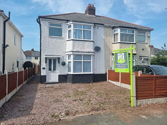 3 Bedroom Semi-Detached House To Rent In Waite Road, Willenhall, WV13
