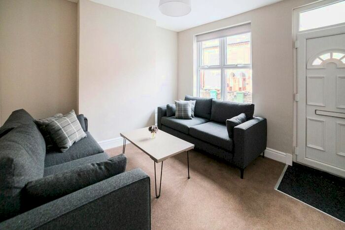 2 Bedroom Terraced House To Rent In Exeter Road, Forest Fields, Nottingham, NG7