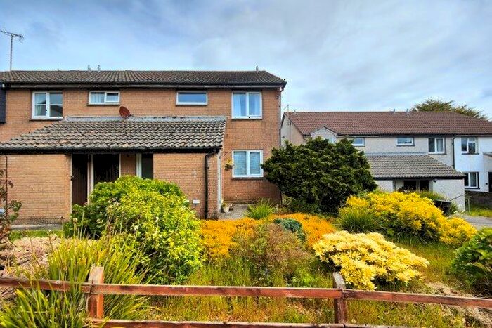 1 Bedroom Flat To Rent In Little Oaks, Penryn, TR10
