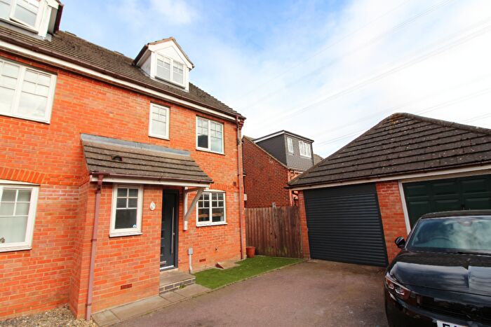 3 Bedroom Semi Detached House For Sale In Calder Way, Stevenage, SG1