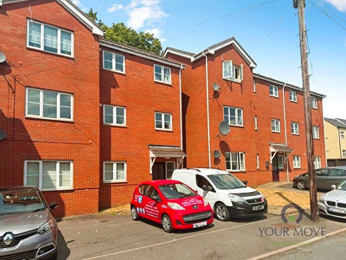 1 Bedroom Flat For Sale In Abberley Street, Dudley, West Midlands, DY2