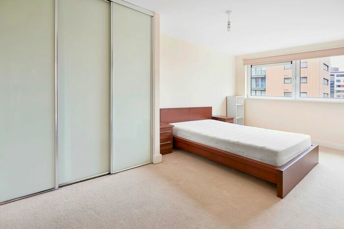 2 Bedroom Flat To Rent In Basin Approach, London, E16