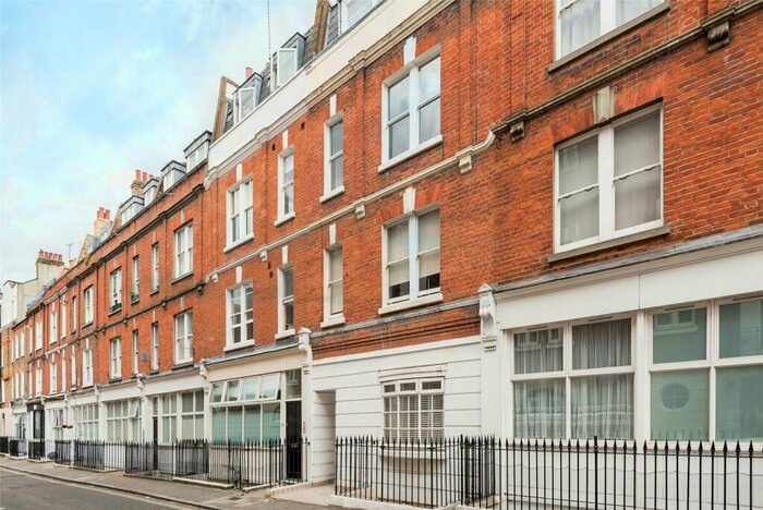 2 Bedroom Flat To Rent In Daventry Street, London, NW1