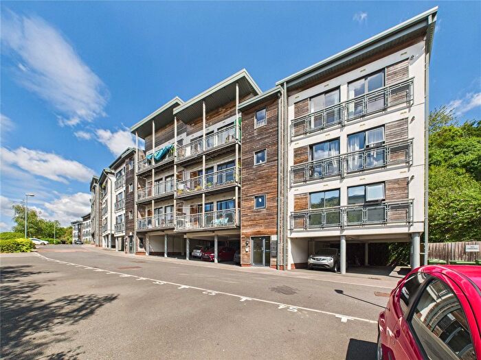 2 Bedroom Flat For Sale In Weavers Mill Close, St. George, Bristol, BS5