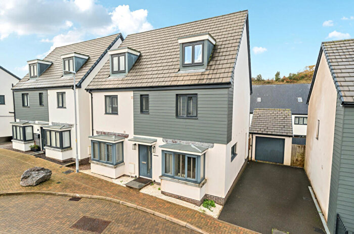 5 Bedroom Detached House For Sale In Glynn Valley Lane, Plymouth, Devon, PL9