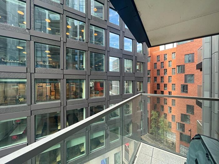 2 Bedroom Flat To Rent In Atlas Building, London, EC1V