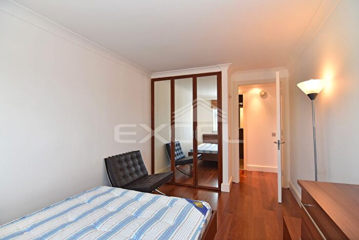 2 Bedroom Cottage To Rent In St. Gabriels Road, Cricklewood, London, NW2