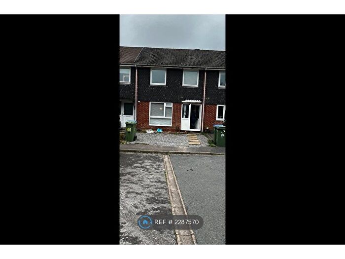 3 Bedroom Terraced House To Rent In Lawson Close, Southampton, SO31