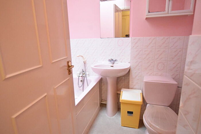 Studio To Rent In Arncott Hall, Poole Road, Bournemouth, BH2