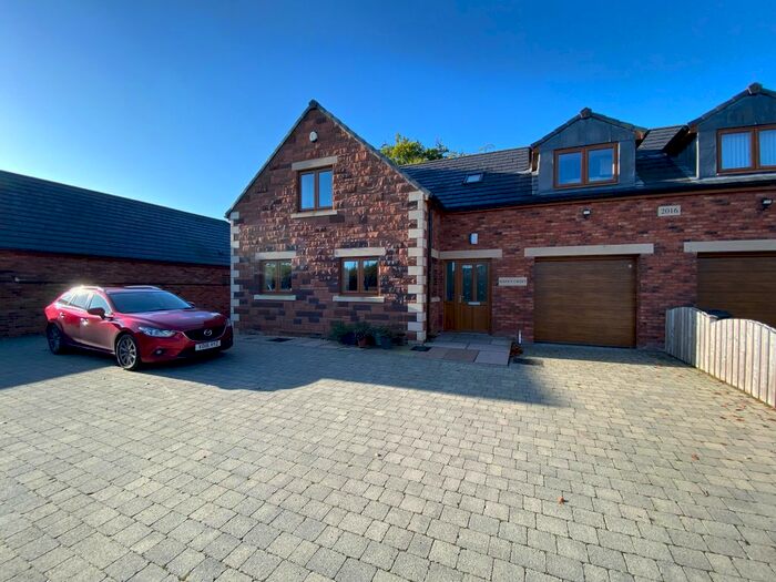 3 Bedroom SemiDetached House For Sale In Manor Croft, Aglionby
