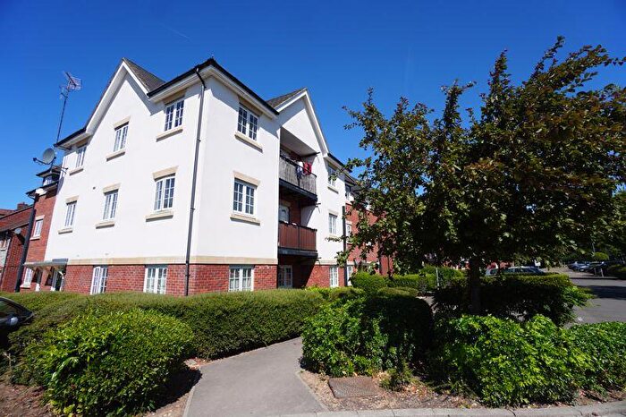 1 Bedroom Flat For Sale In Wellesbourne Crescent, High Wycombe, HP13