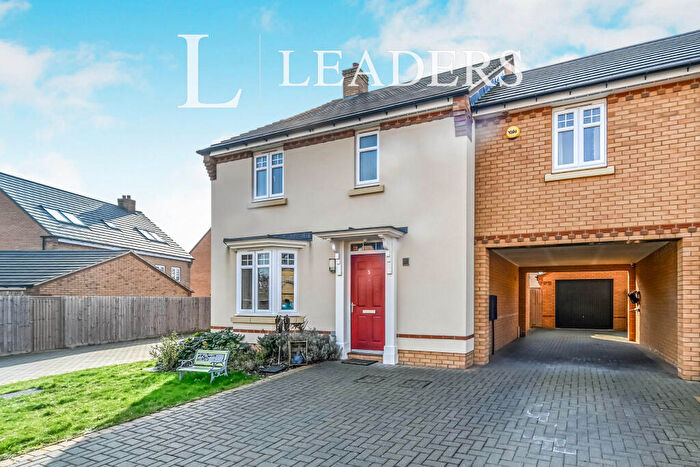 4 Bedroom Semi-Detached House To Rent In Cygnet Close, Wixams, MK42