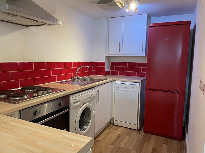 1 Bedroom Maisonette To Rent In St. Thomas Lofts, SA1