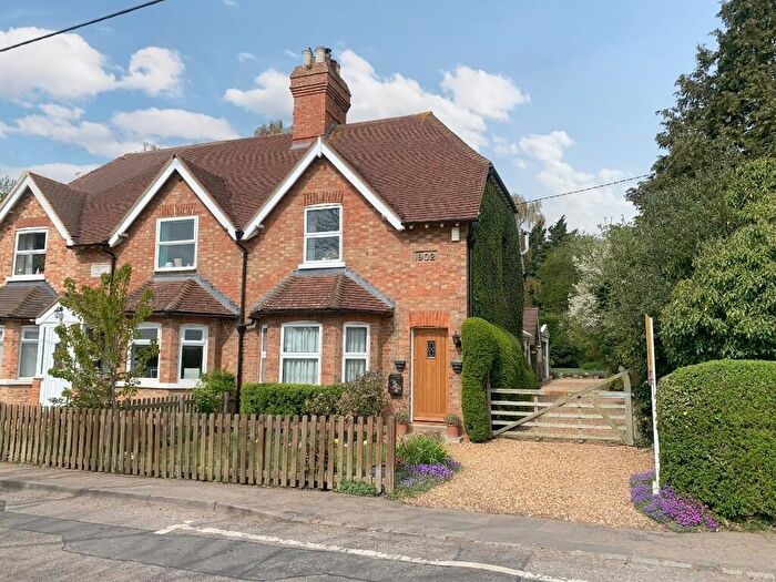 2 Bedroom Semi-Detached House For Sale In Church End, Renhold, MK41