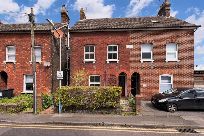 5 Bedroom Property To Rent In Albert Road, Tonbridge, TN9
