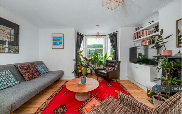 1 Bedroom Flat To Rent In Rosendale Road, London, SE21