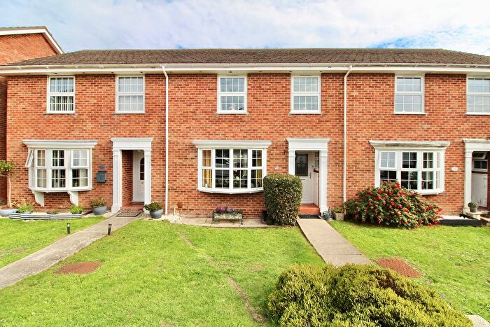 3 Bedroom Terraced House For Sale In Knighton Park, Barton On Sea, BH25