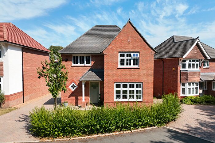 4 Bedroom Detached House For Sale In Papal Cross Close, Woolton, L25