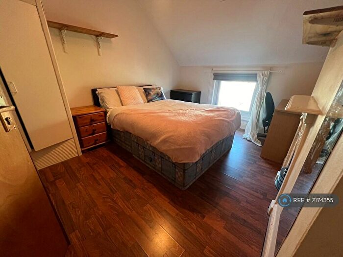 8 Bedroom Semi-Detached House To Rent In Cranbrook Road, Bristol, BS6