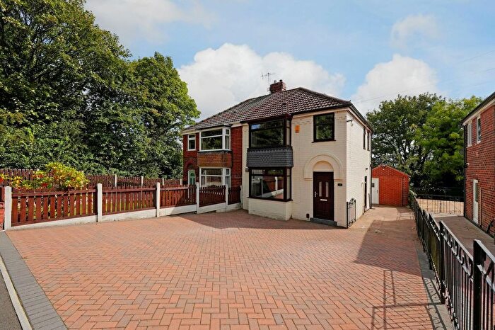3 Bedroom Semi-detached House For Sale In Oaks Lane, Rotherham, S61