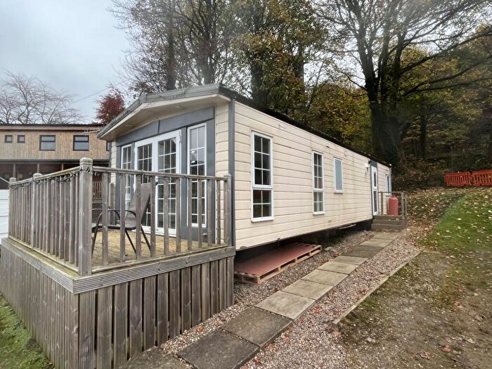 2 Bedroom Caravan To Rent In Burnley Road, Todmorden, West Yorkshire, OL14